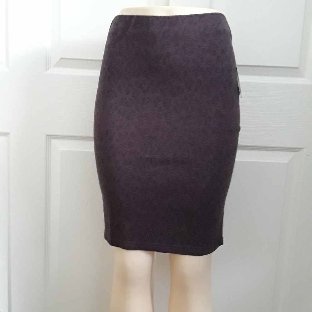 So Simple Bodycon  Skirt Size M